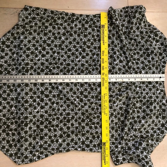 Brown & cream patterned hi-low SS tunic, L, Christopher & Banks - Picture 7 of 12